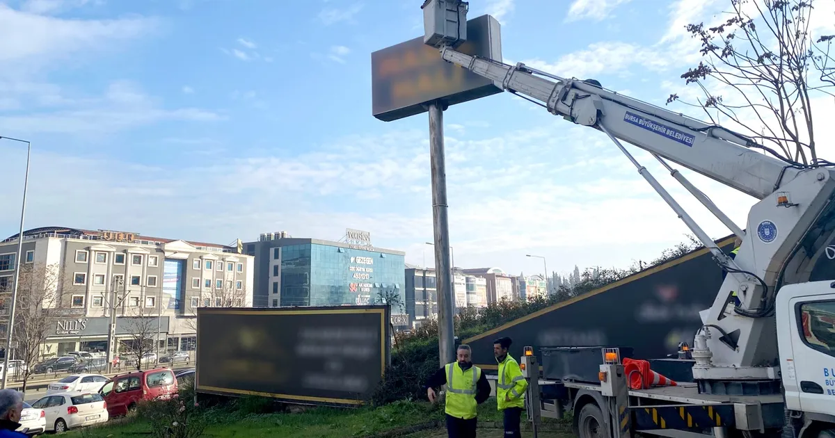 Bursa Büyükşehir ‘estetik Bursa’ için sahada